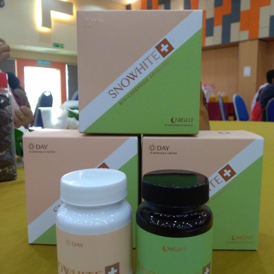 SNOVVHITE +