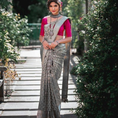 METALLIC GREY SILK SAREE