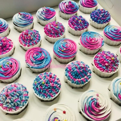 CAKES AND CUPCAKES