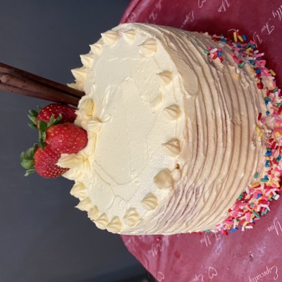 BUTTER CAKE WITH BUTTERCREAM FROSTING