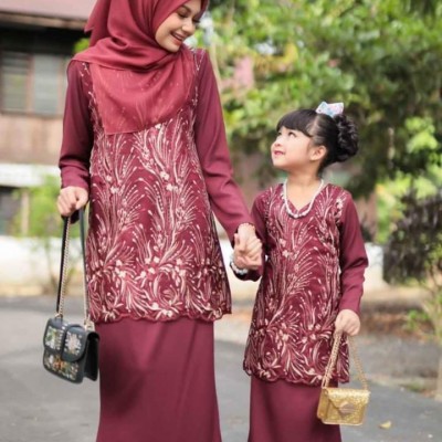 BAJU KURUNG MODERN