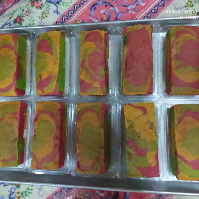 KEK PELANGI