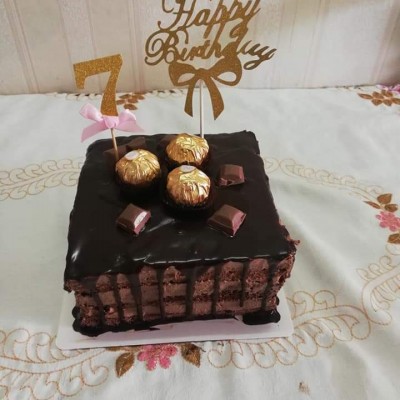 CHOCOLATE BUTTERCAKE WITH CHOCOLATE GANACHE