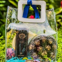 NO'A RAYA GIFT SET