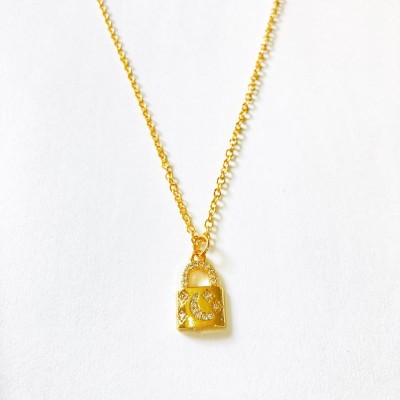 Mymutiara 18k Padlock Star Pendant Necklace