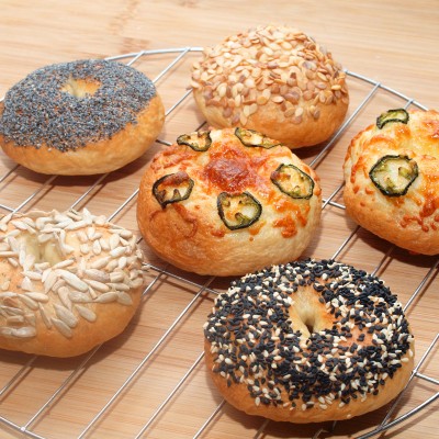Assorted bagels (6 pieces)
